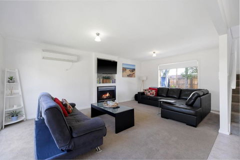 Sandy Beach House Cowes - Nambucca Heads Accommodation 2