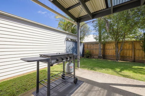 Sandy Beach House Cowes - Nambucca Heads Accommodation 3