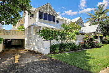 Sandy Cove @ Royle Palms with Nambucca Heads Accommodation