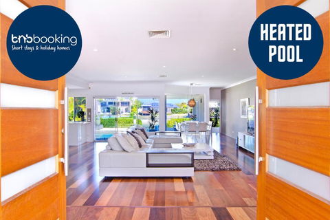 SEACLUSION 5 Bed Waterfront, Sleeps 12 - Nambucca Heads Accommodation 0