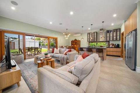 Stanley Stay - Adelaide 3 Bdrm, Central Location, WiFi - Nambucca Heads Accommodation 0