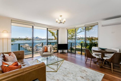 STG38 - Stunning Waterfront Apartment - Drummoyne - Nambucca Heads Accommodation 0