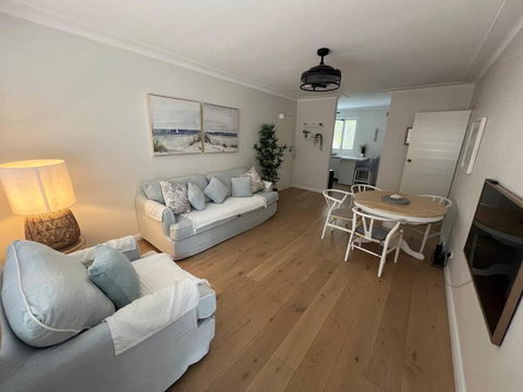 Sunny Boutique Apartment - Nambucca Heads Accommodation 0