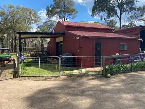 TajMaBarn Fullcircle Farm 6 Roundhill Rd WILTON - Nambucca Heads Accommodation 0