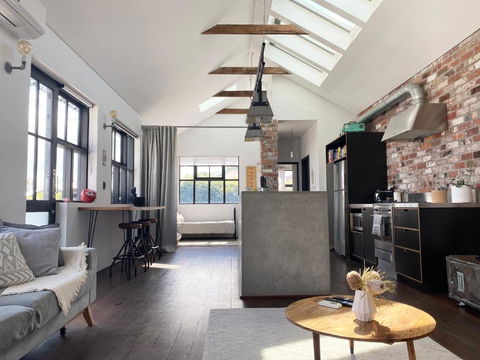 T H E L O F T - Stunning Private Apartment - Nambucca Heads Accommodation 2