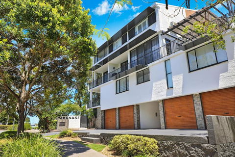 TARA7- On Trend At Taranaki - Nambucca Heads Accommodation 1