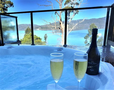 The Beach House- Private Jacuzzi And Wood Fire! - Nambucca Heads Accommodation 0