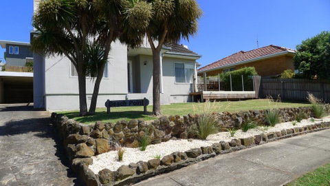 BEACHPOINT COTTAGE - Nambucca Heads Accommodation 2