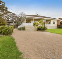 BEACHSIDE GETAWAY - DROMANA - Nambucca Heads Accommodation