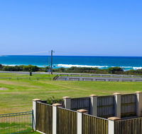Beachside Retreat - Nambucca Heads Accommodation