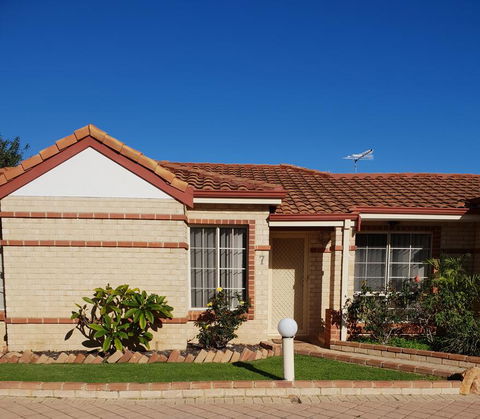 Beachside Retreat 2 - Nambucca Heads Accommodation 0