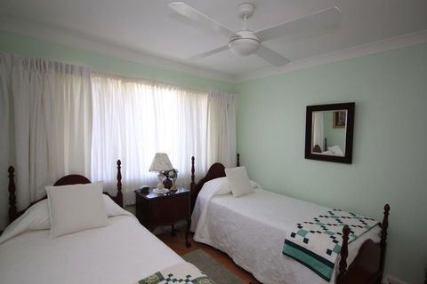 BEACHVIEW - 14 Second Ave , Bonny Hills - Nambucca Heads Accommodation 2