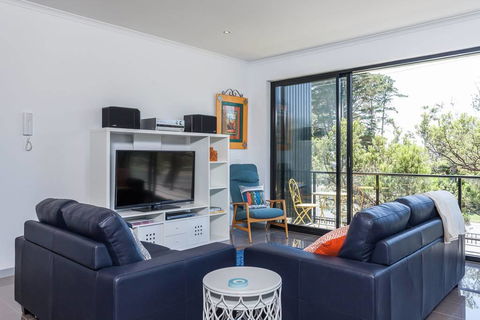 Beautiful Beachfront Apartment At Capel Sound - Nambucca Heads Accommodation 1