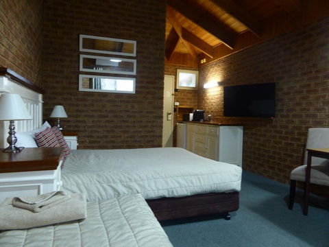 Beechworth Carriage Motor Inn - Nambucca Heads Accommodation 2