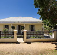 Berkeley Street Townhouse - Nambucca Heads Accommodation