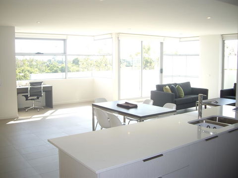 Best Western Plus The Tudor Box Hill - Nambucca Heads Accommodation 1
