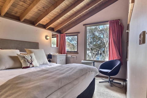 Bindi - Alpine Getaways's Chalet At Tower Rd - Nambucca Heads Accommodation 0