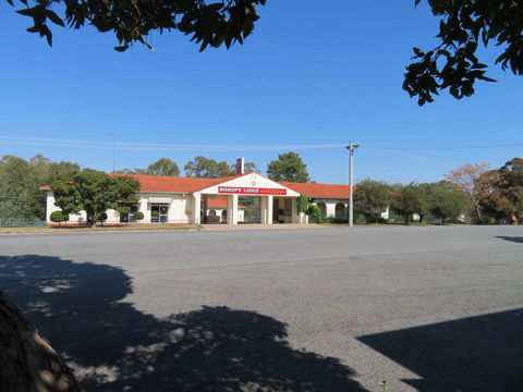 Bishops Lodge Narrandera - Nambucca Heads Accommodation 0
