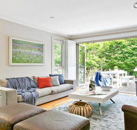 Bitola - walk to the village coffee and pub - Nambucca Heads Accommodation