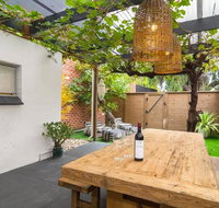 Blackbird at Arlo's - The heart of Glenelg - Wifi - Nambucca Heads Accommodation