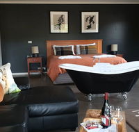 Blaze Rock Retreat - Nambucca Heads Accommodation