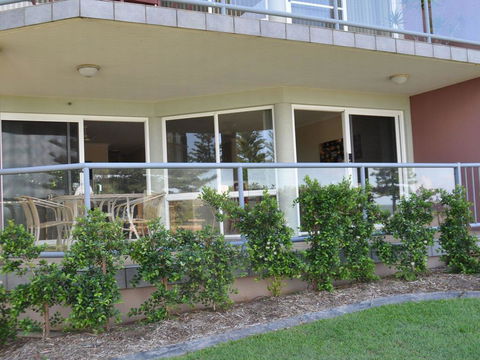 Blue Pacific 1 - Across The Road From Pippi Beach - Nambucca Heads Accommodation 3