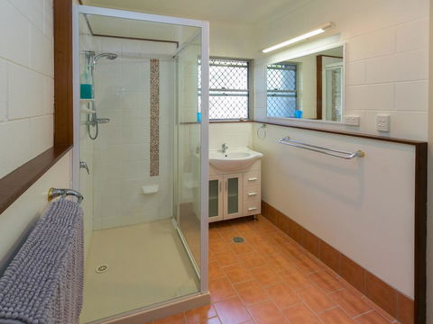 Blue Water Retreat - Downstairs - Nambucca Heads Accommodation 2
