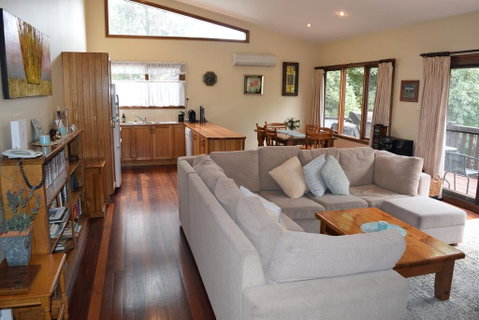 Bluebell Cottage - Nambucca Heads Accommodation 2