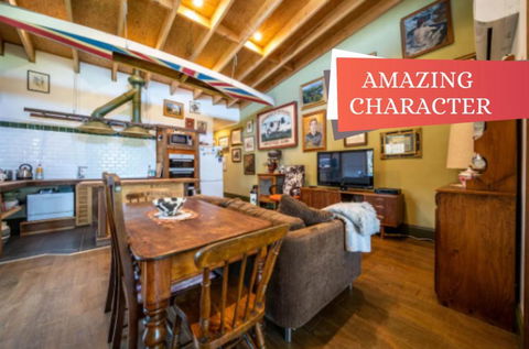 The Spotted Cow,city Fringe,pet Friendly-Free Wine - Nambucca Heads Accommodation 0