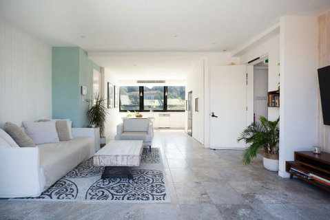 The Treehouse Penthouse - Nambucca Heads Accommodation 1