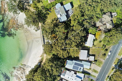 Elizabeth Cottage, Jervis Bay - Nambucca Heads Accommodation 0