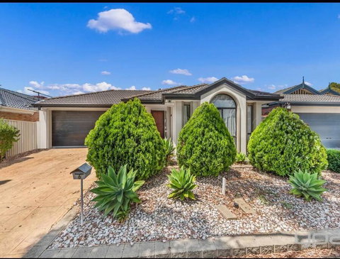 Yay! Enjoy An Entire House - Quiet, Spacious And Beautiful Stay In Melbourne - Nambucca Heads Accommodation 0