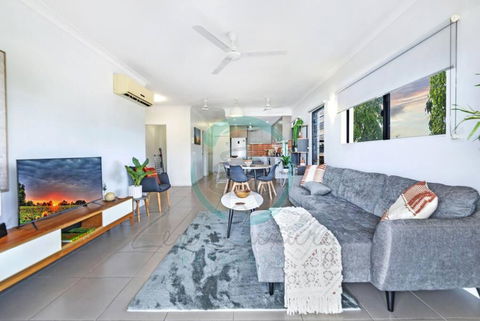 ZEN NOMAD 2-BR Nightcliff Apt Near Markets & Shops - Nambucca Heads Accommodation 0