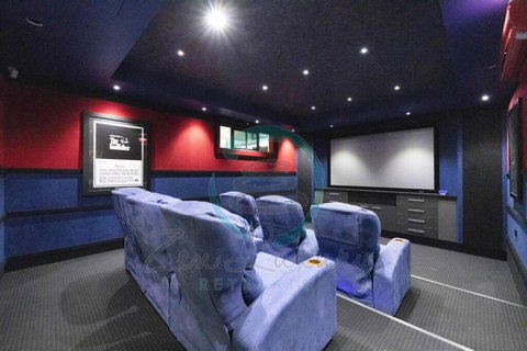 ZenLux: 4BR Bayview Mansion Infinity Pool + Cinema - Nambucca Heads Accommodation 0