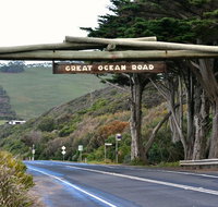 Small-Group Great Ocean Road and Twelve Apostles Full-Day Tour