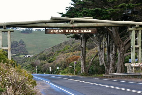 Small-Group Great Ocean Road And Twelve Apostles Full-Day Tour - Nambucca Heads Accommodation 0