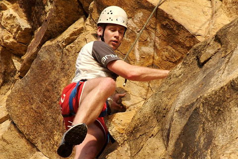 Rock Climbing At The Kangaroo Point Cliffs In Brisbane - Nambucca Heads Accommodation 0