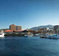 Hobart City Sightseeing Tour including MONA Admission - Nambucca Heads Accommodation