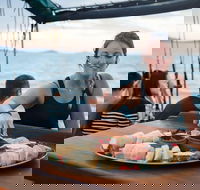 Fly  Sail Package With Providence - Nambucca Heads Accommodation