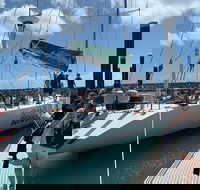 2-Night Whitsundays Sailing Cruise incl. Whitehaven Beach  Great Barrier Reef - Nambucca Heads Accommodation