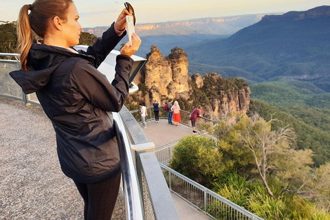 Ultimate Blue Mountains Waterfalls, Walks & Sunset PRIVATE Tour - Nambucca Heads Accommodation 1
